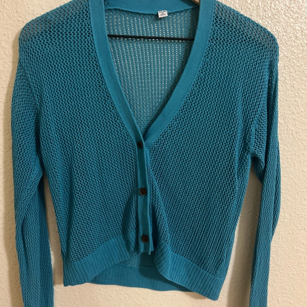 Uniqlo Blue Cardigan Sweater with V-neck and Long Sleeves